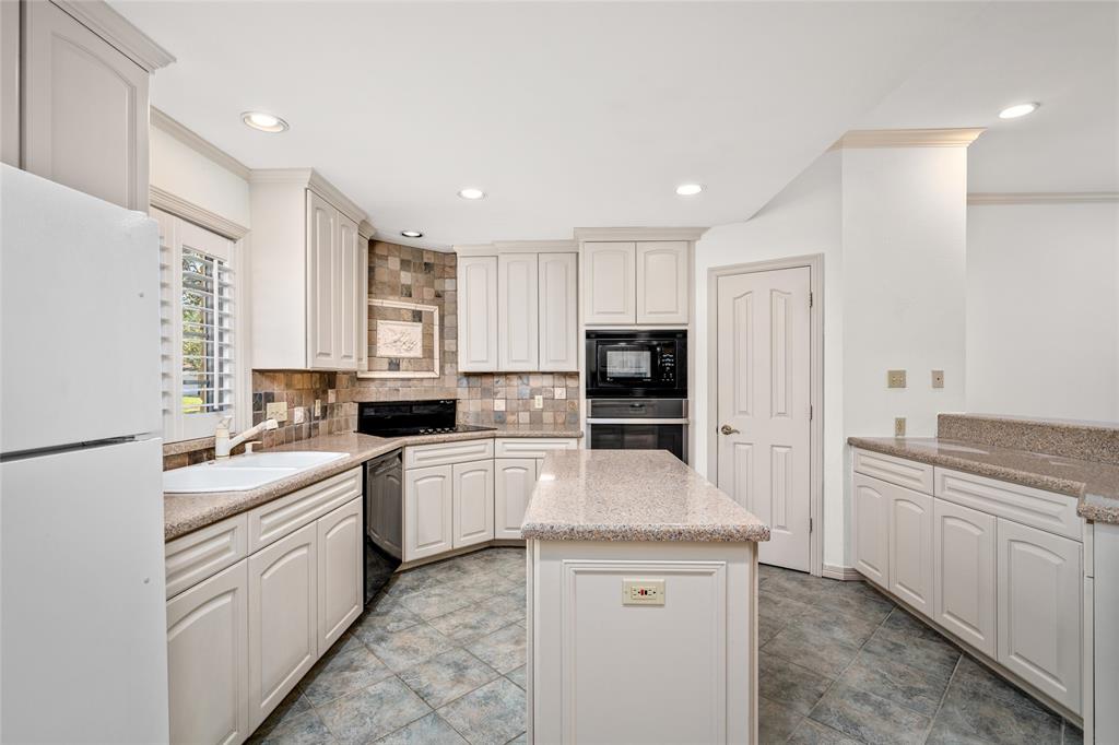 10718 Glenfield Court