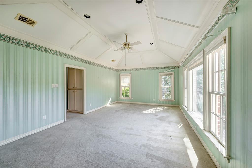 2129 Wroxton Road