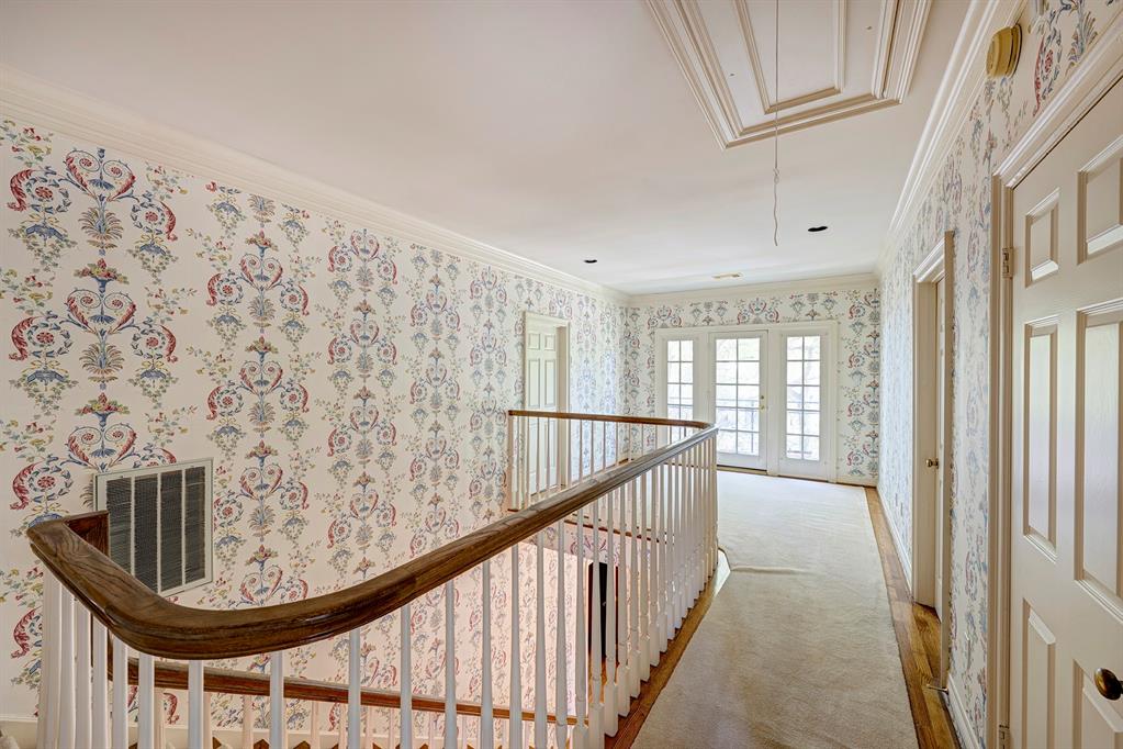 2129 Wroxton Road