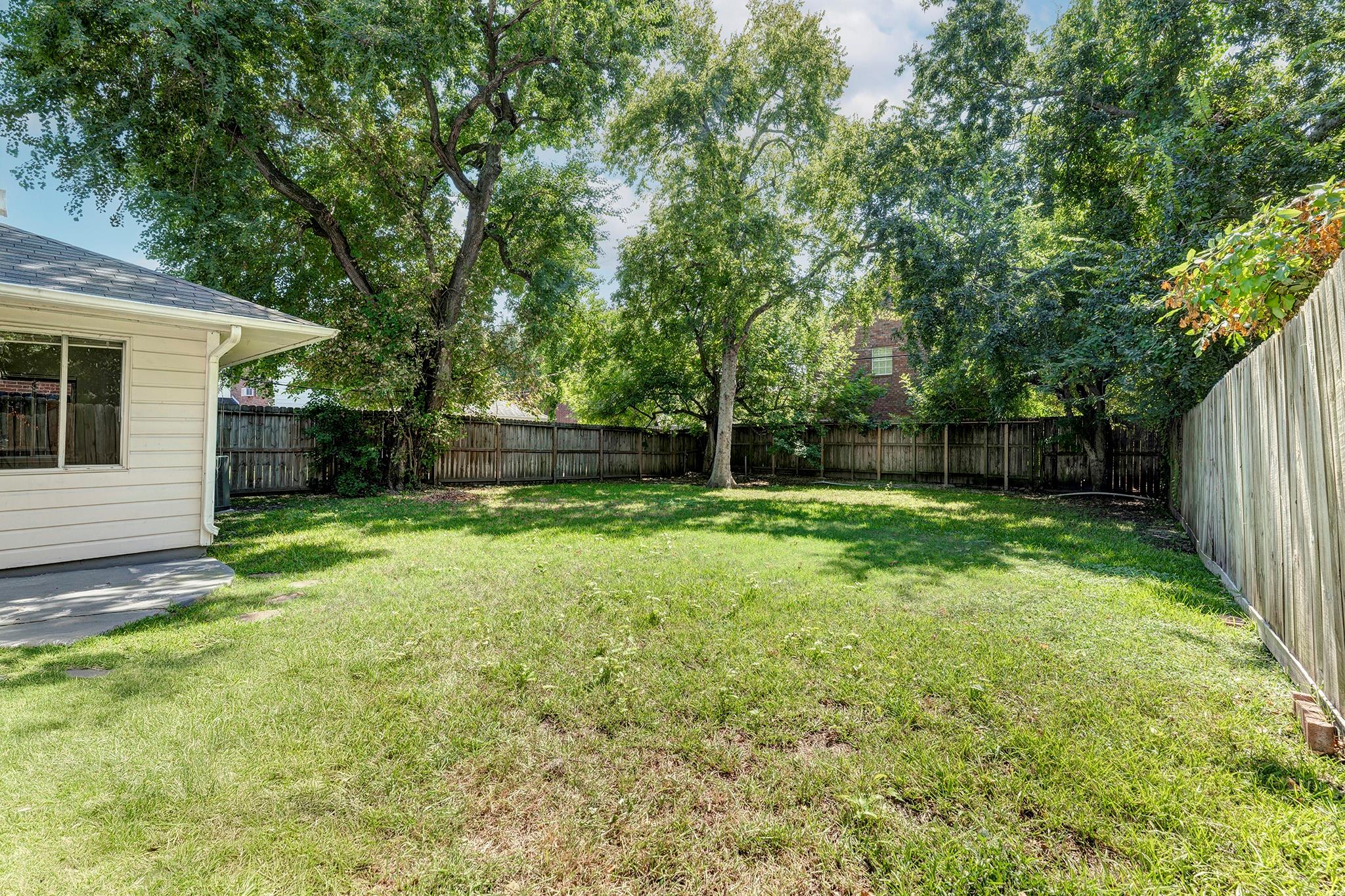 4909 Cedar Street