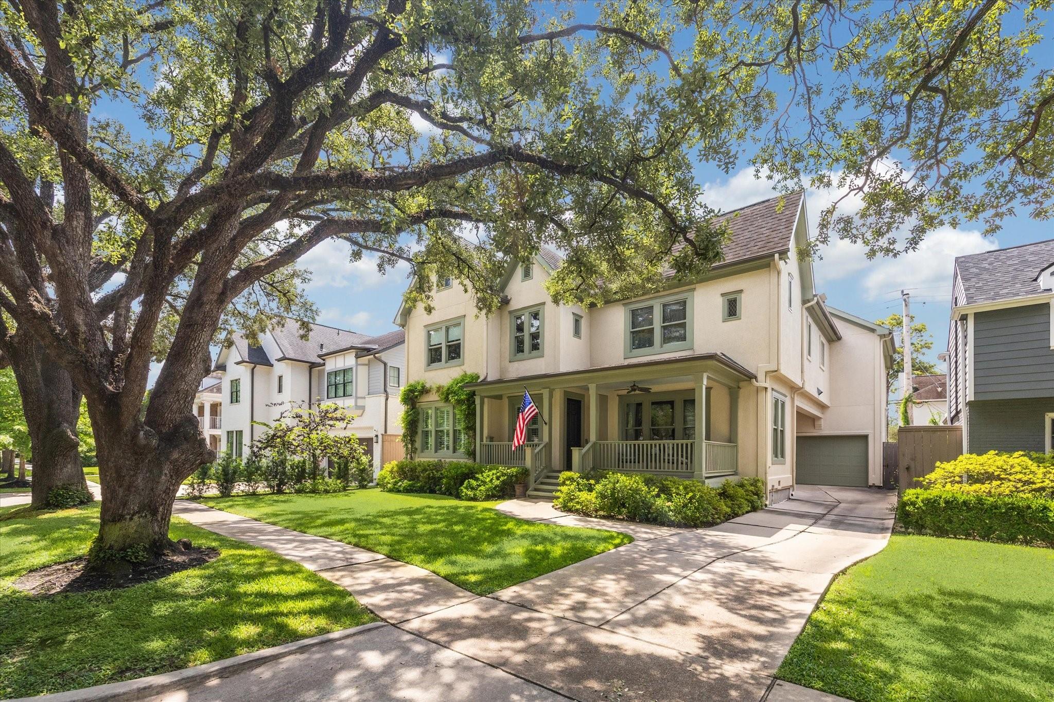 2729 Sunset Boulevard