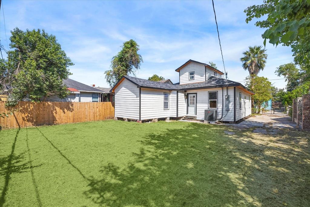 3914 Lamar Street Street