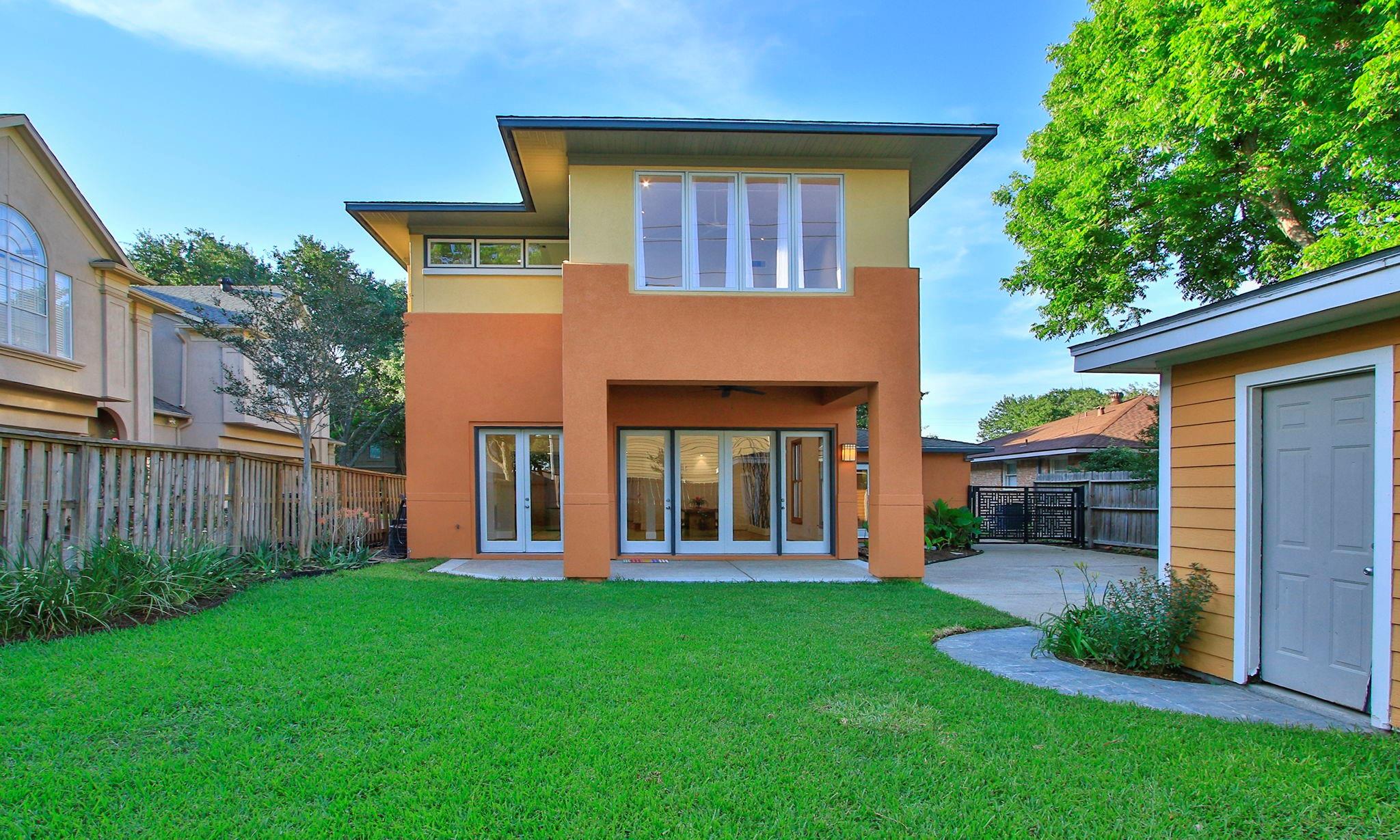 2409 Dorrington Street