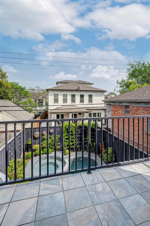 1807 Brun Street