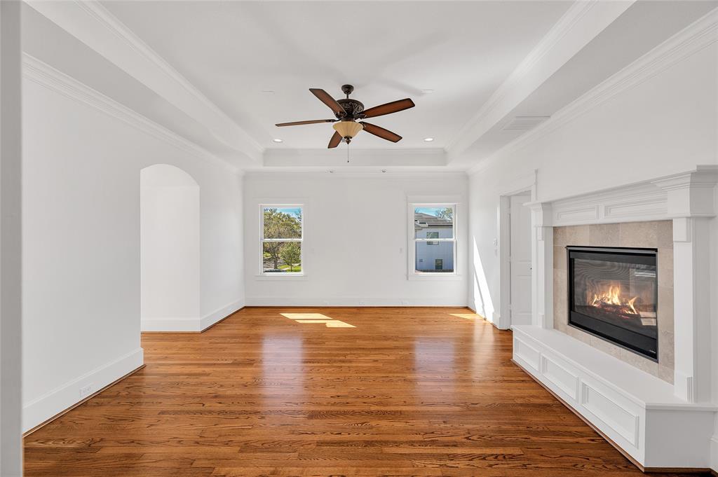 4118 Blue Bonnet Boulevard