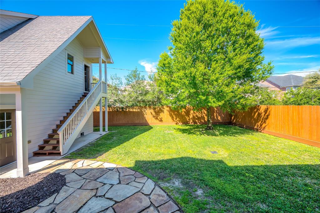 4118 Blue Bonnet Boulevard