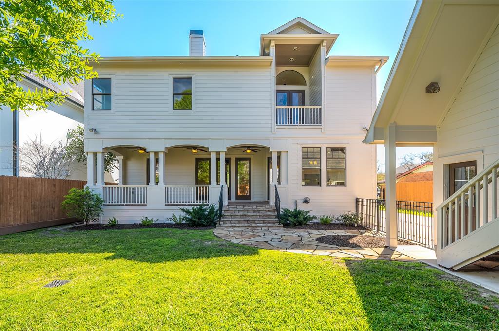 4118 Blue Bonnet Boulevard