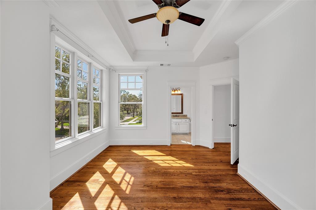 4118 Blue Bonnet Boulevard