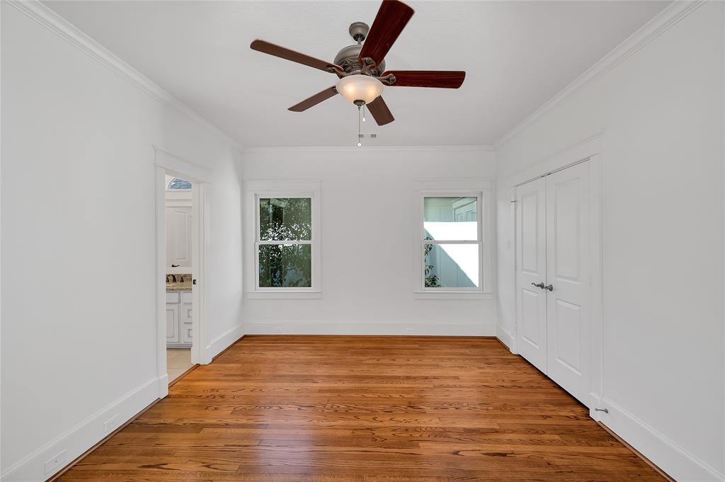 4118 Blue Bonnet Boulevard