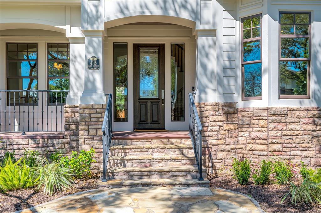 4118 Blue Bonnet Boulevard