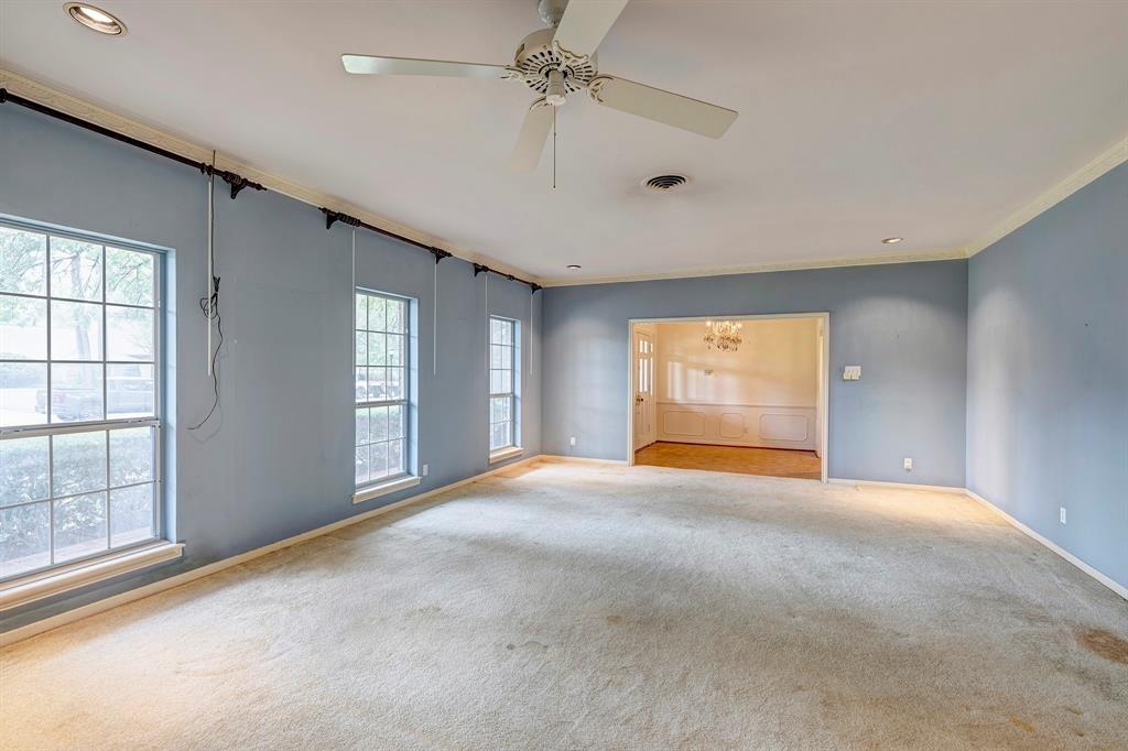 623 Hunters Grove Lane