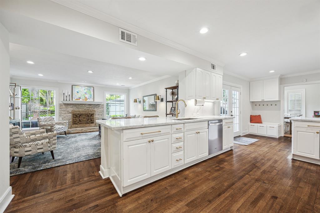 3316 Tangley Road