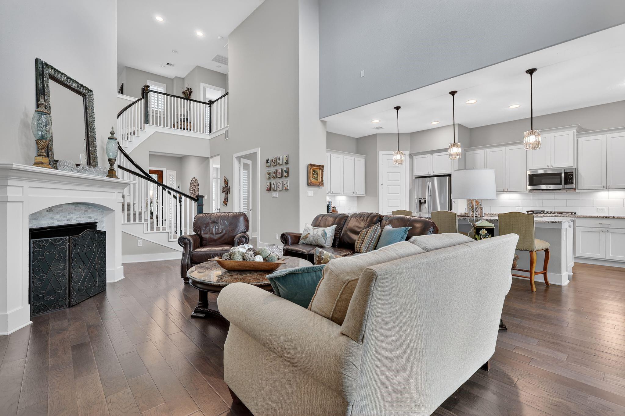 809 Stella Vista Court