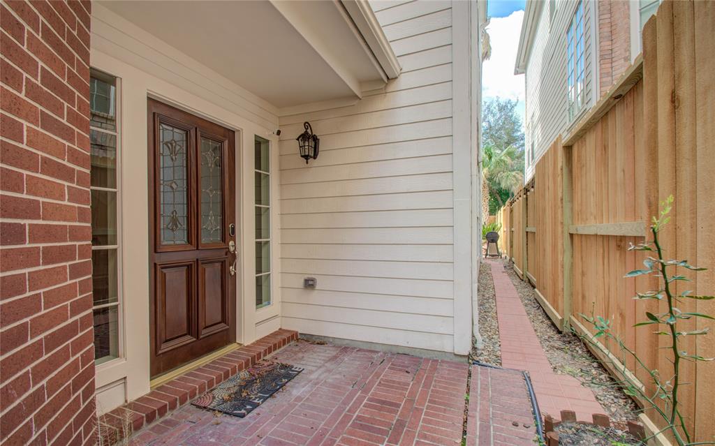 1210 Marconi Street