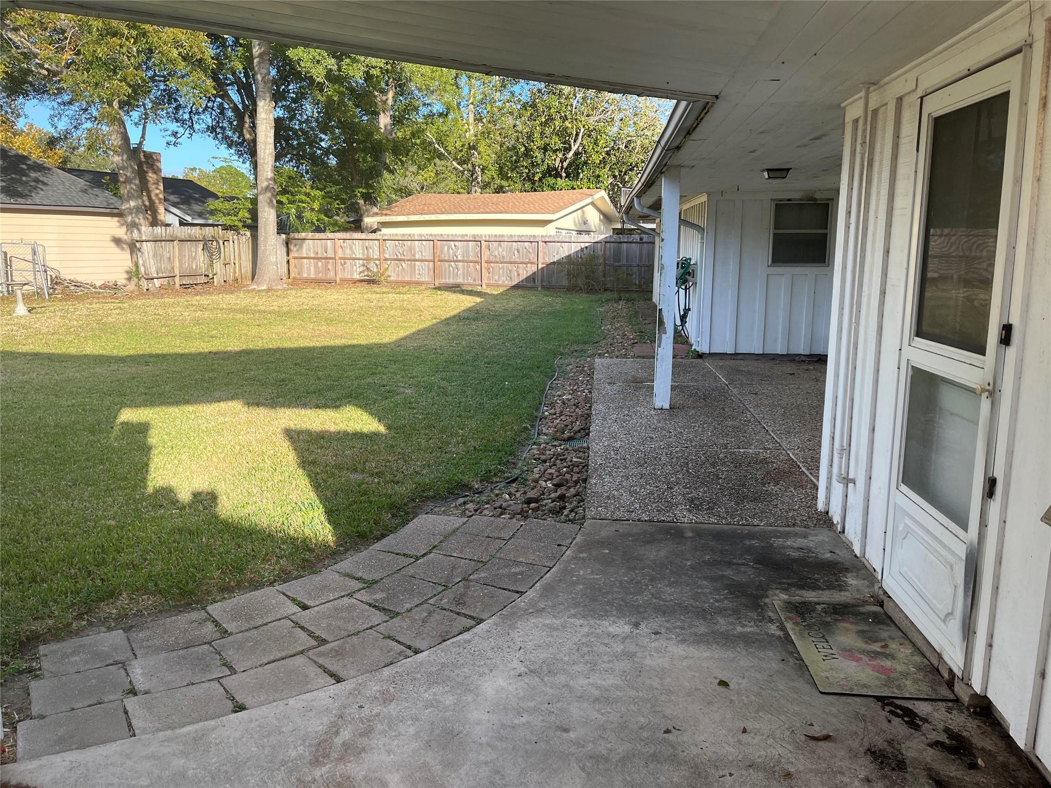 18203 Carriage Lane