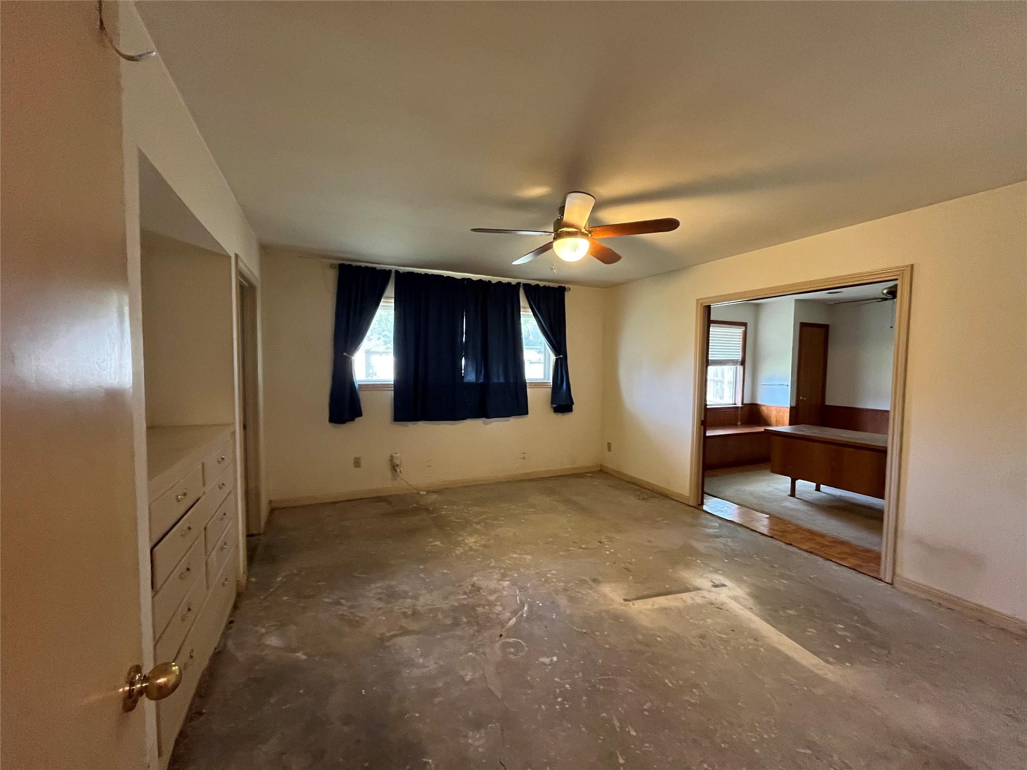 18203 Carriage Lane