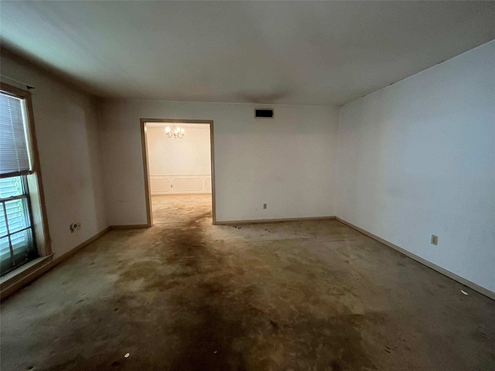 18203 Carriage Lane