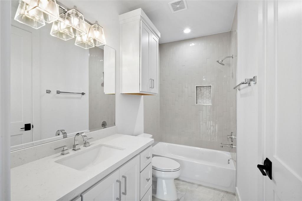 6016 Fordham Street