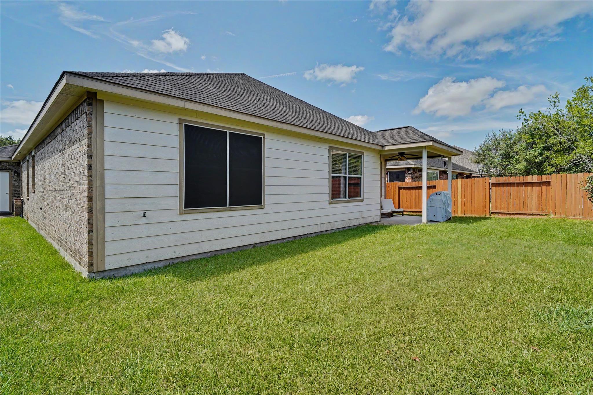 2886 Milano Lane