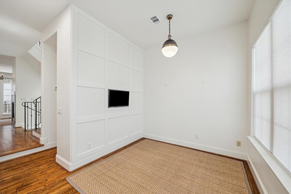 902 W 23rd Street # F