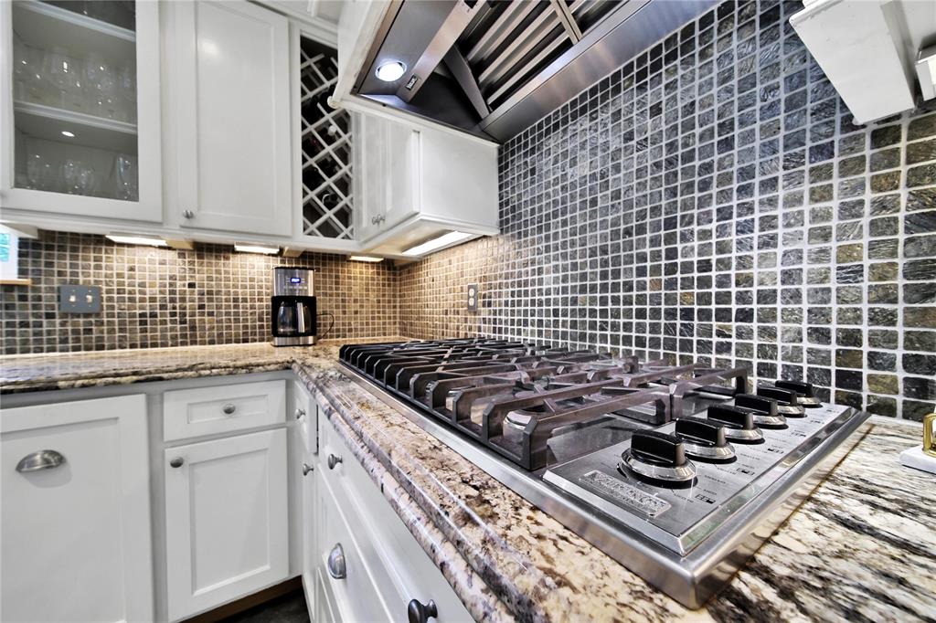 12707 Kingsride Lane
