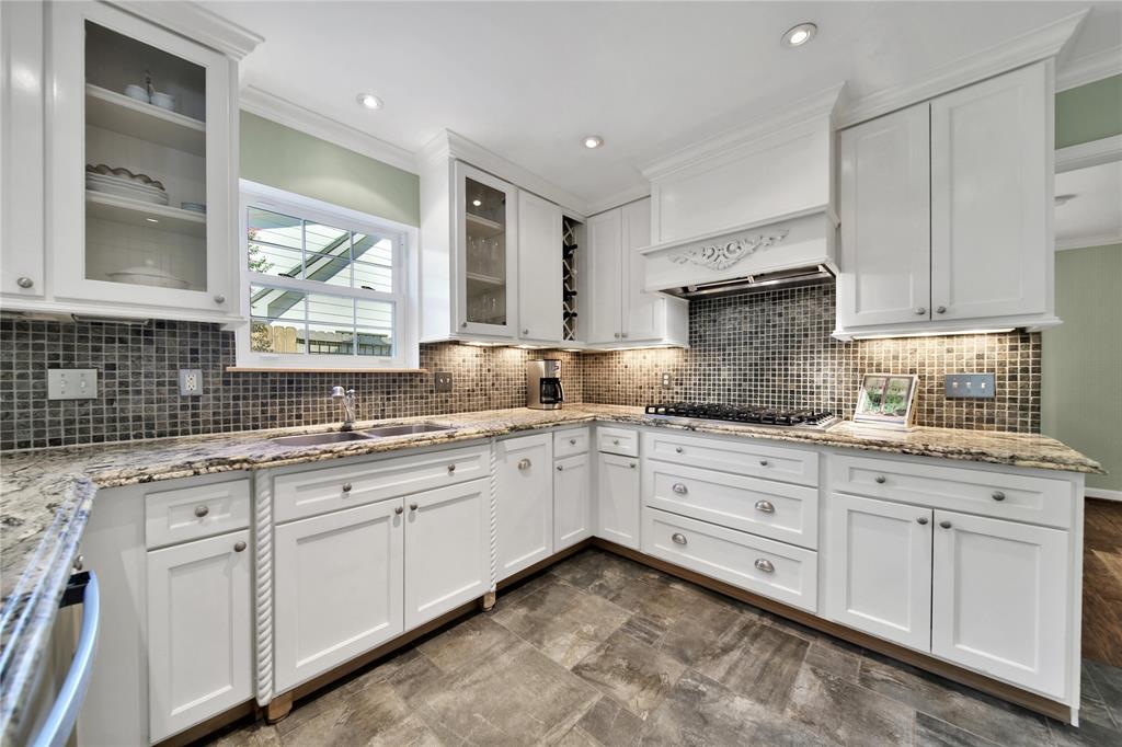 12707 Kingsride Lane
