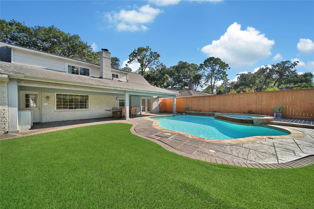 12707 Kingsride Lane