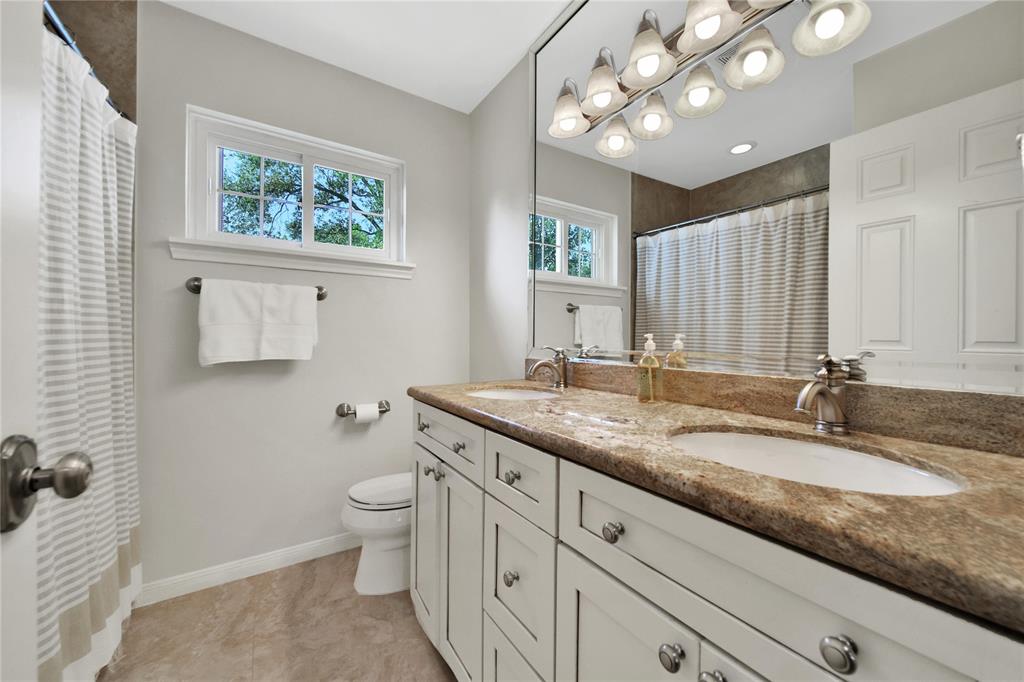 12707 Kingsride Lane