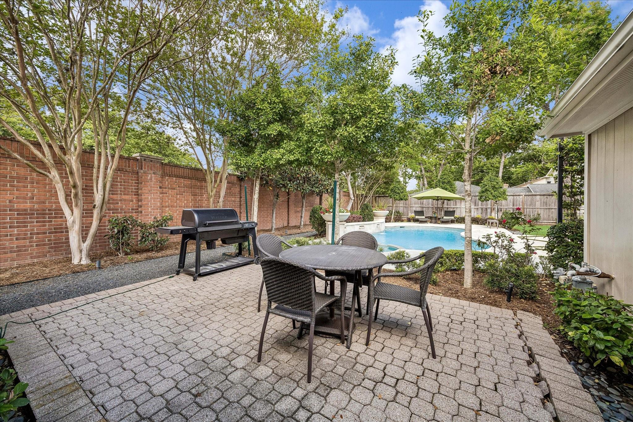 627 Ramblewood Road