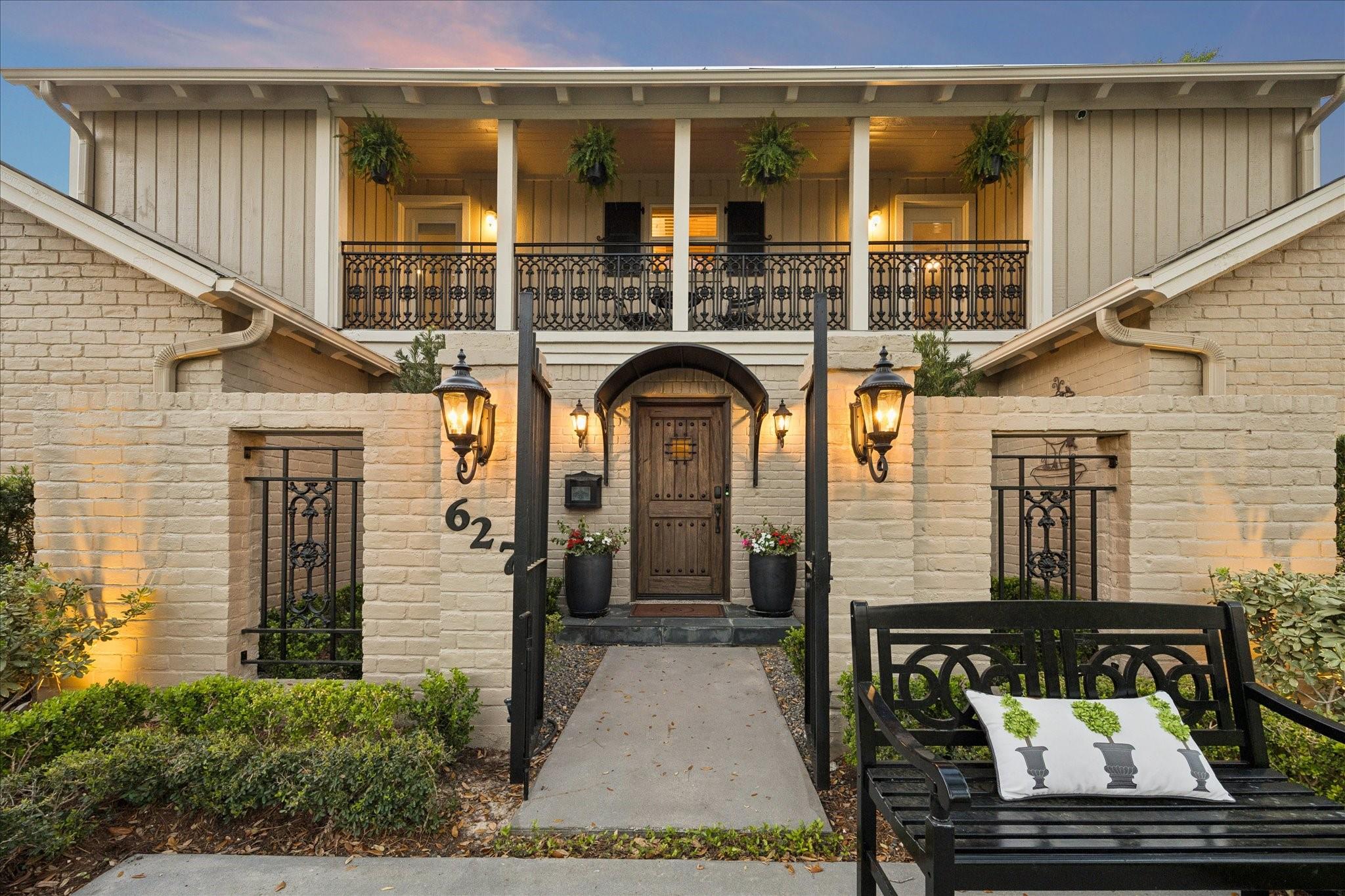 627 Ramblewood Road