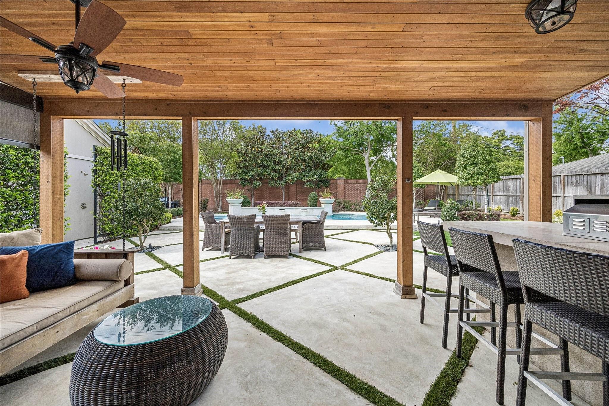 627 Ramblewood Road