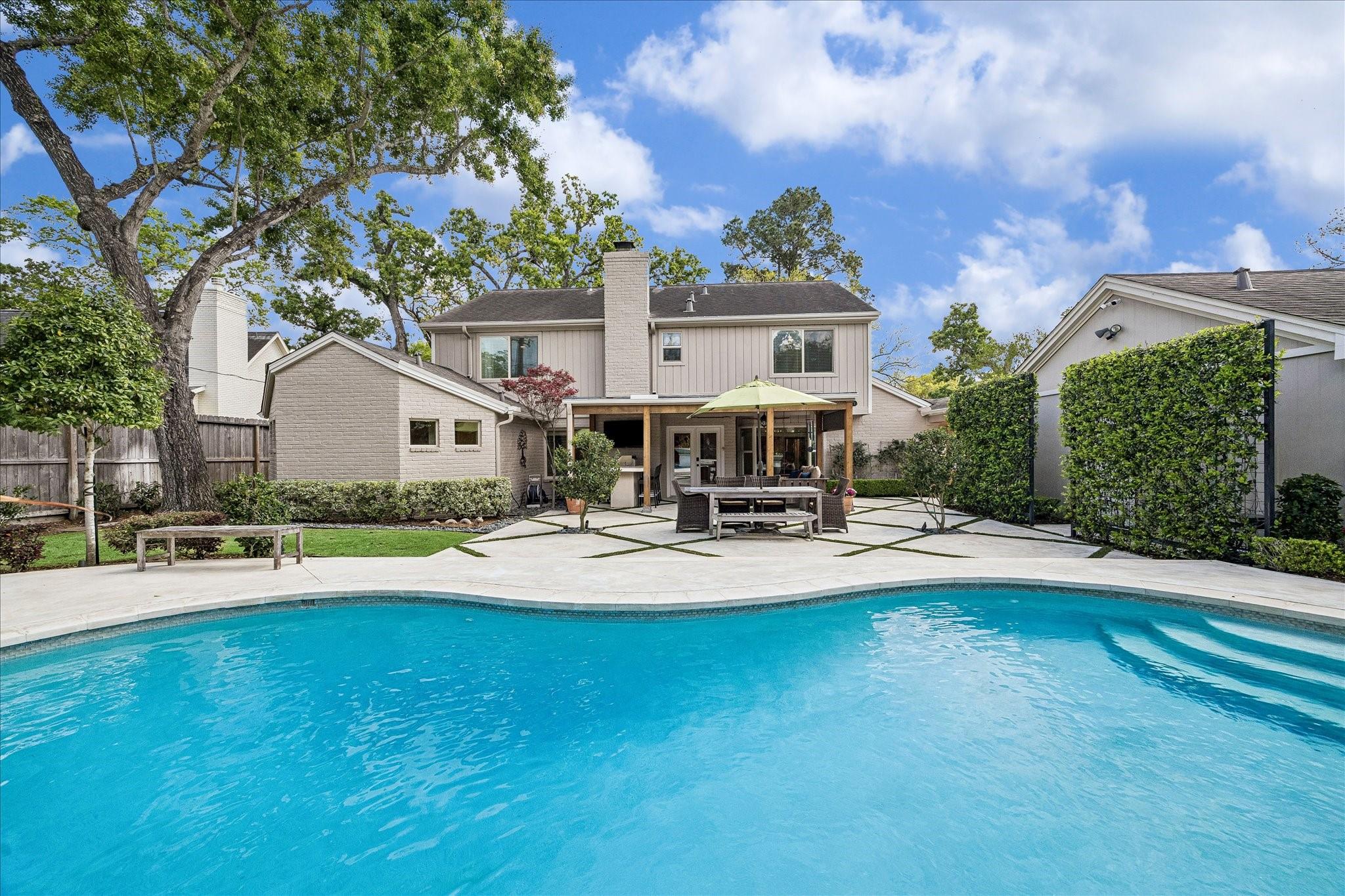 627 Ramblewood Road