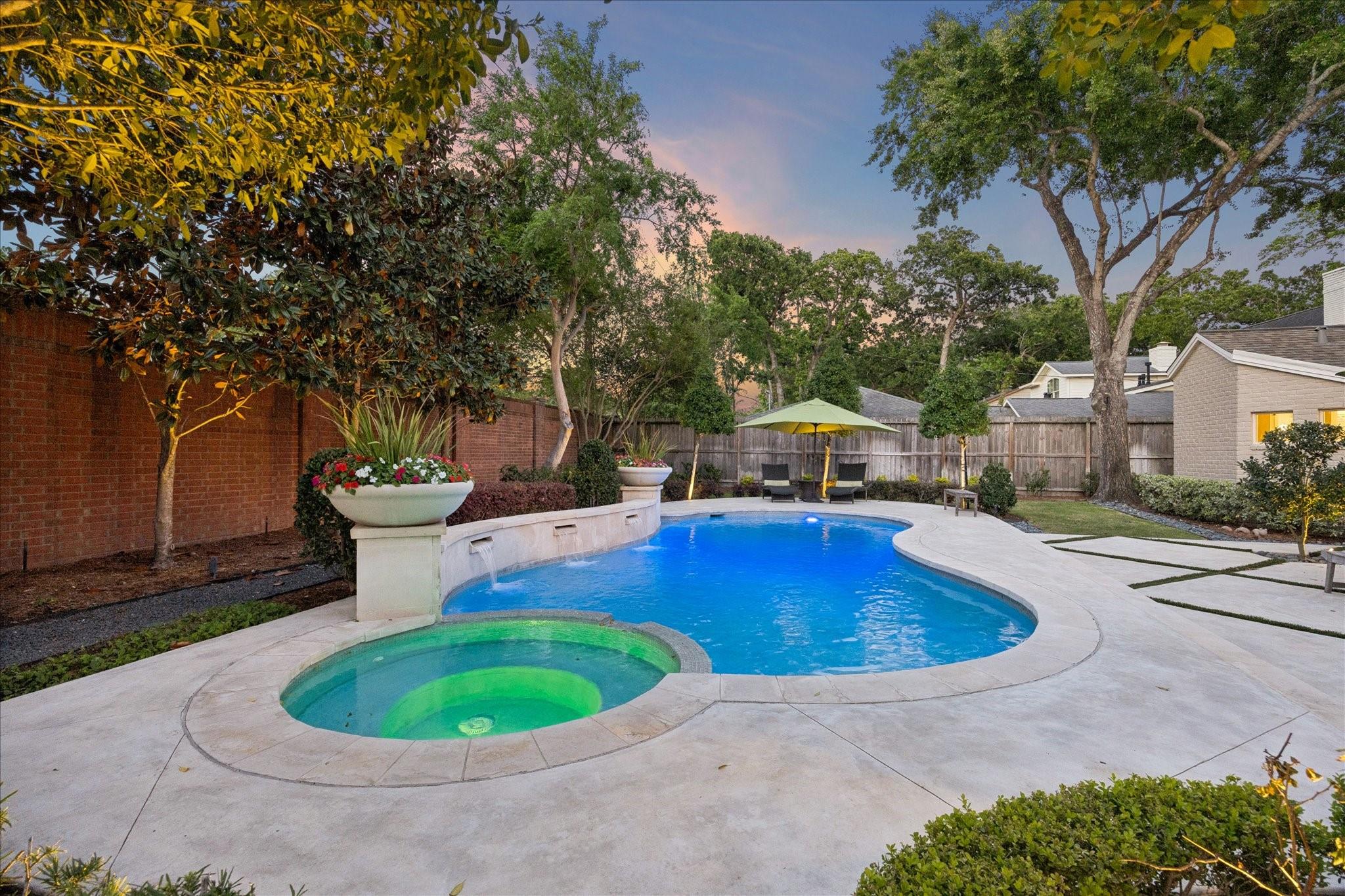 627 Ramblewood Road