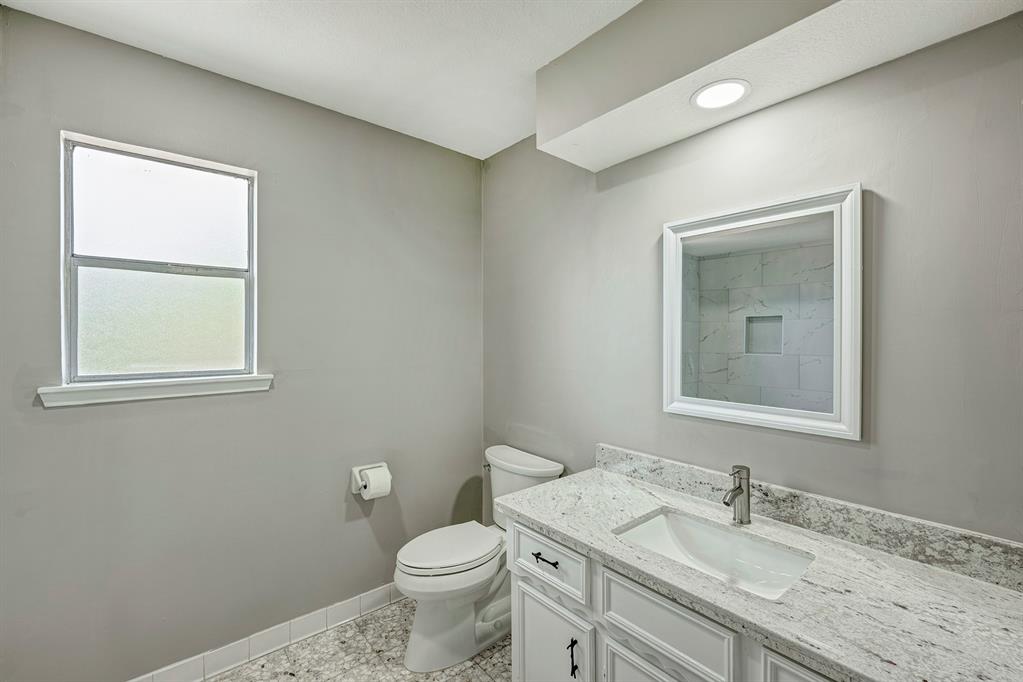 3839 Shipman Lane