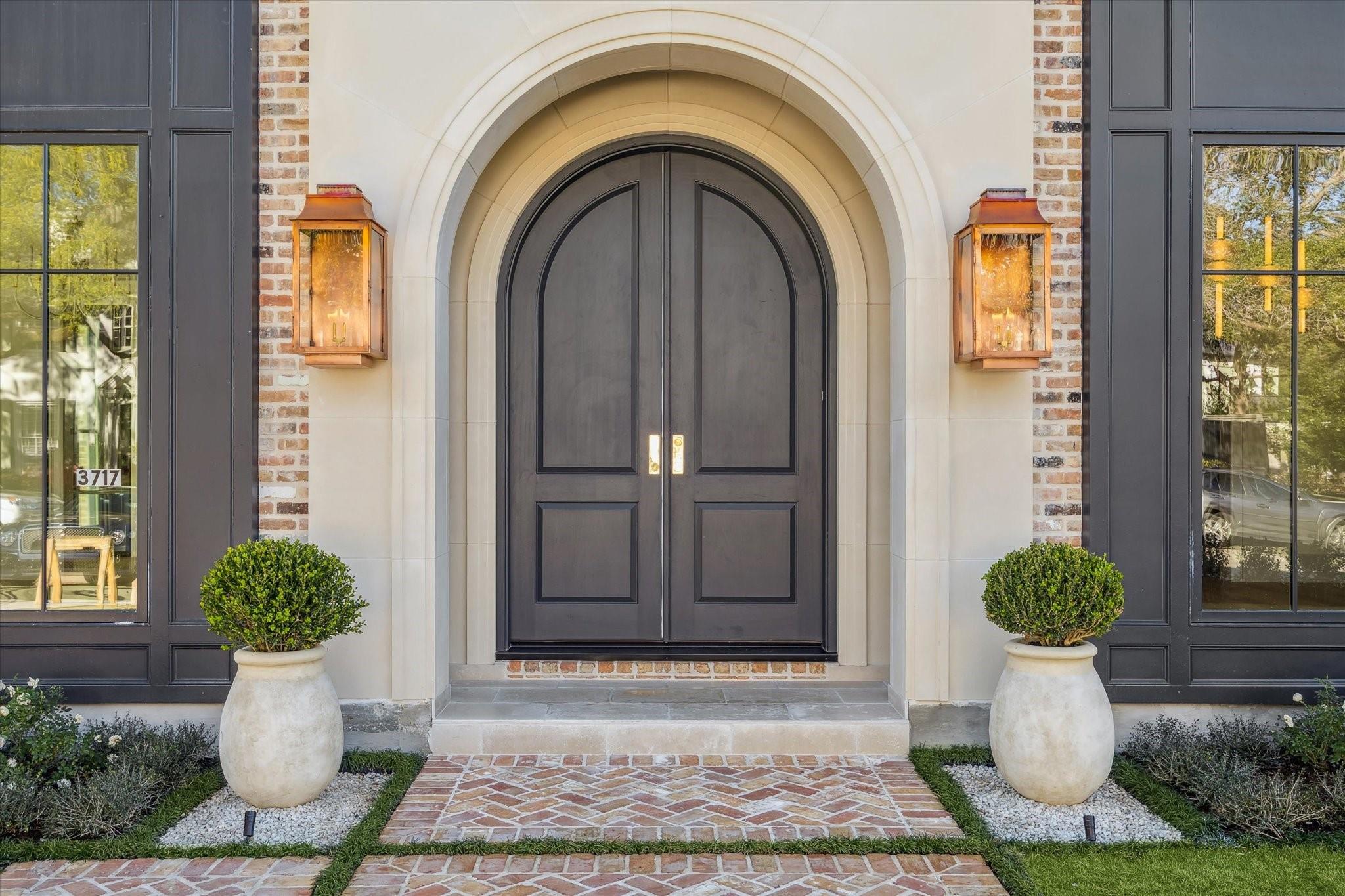 3717 Chevy Chase Drive