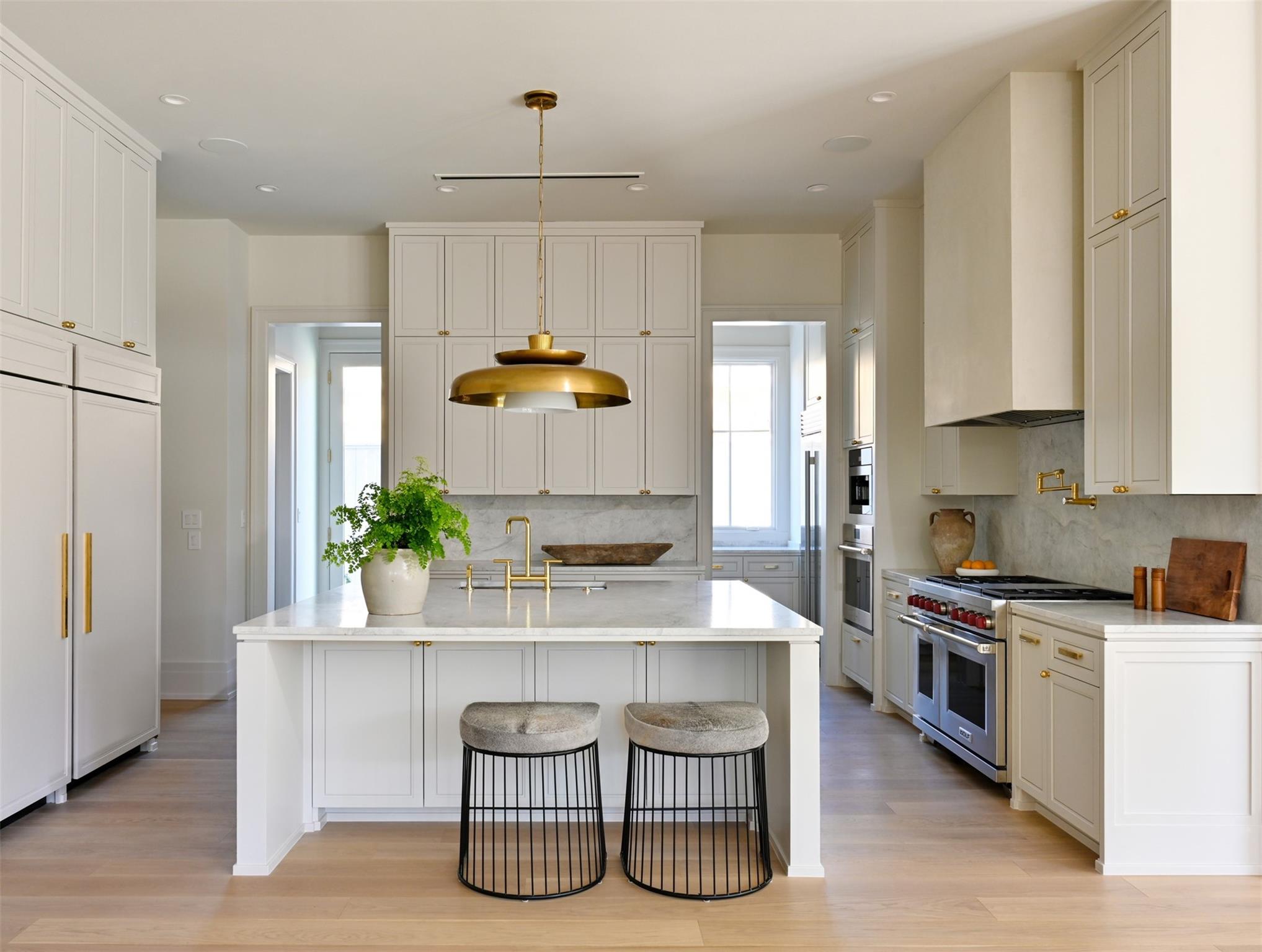 3717 Chevy Chase Drive