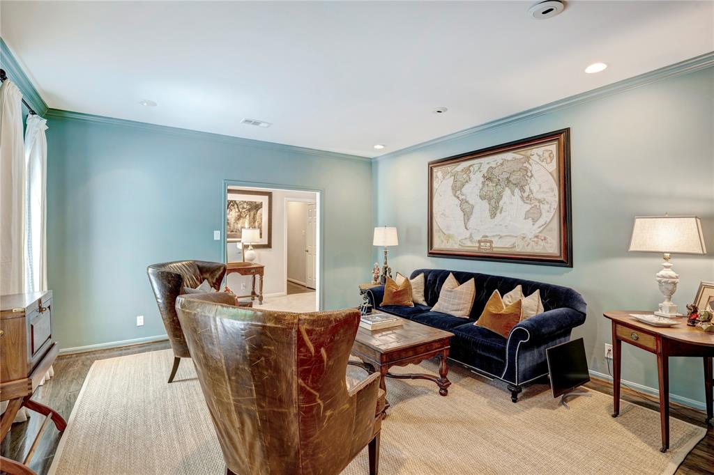 10918 Timberglen Drive