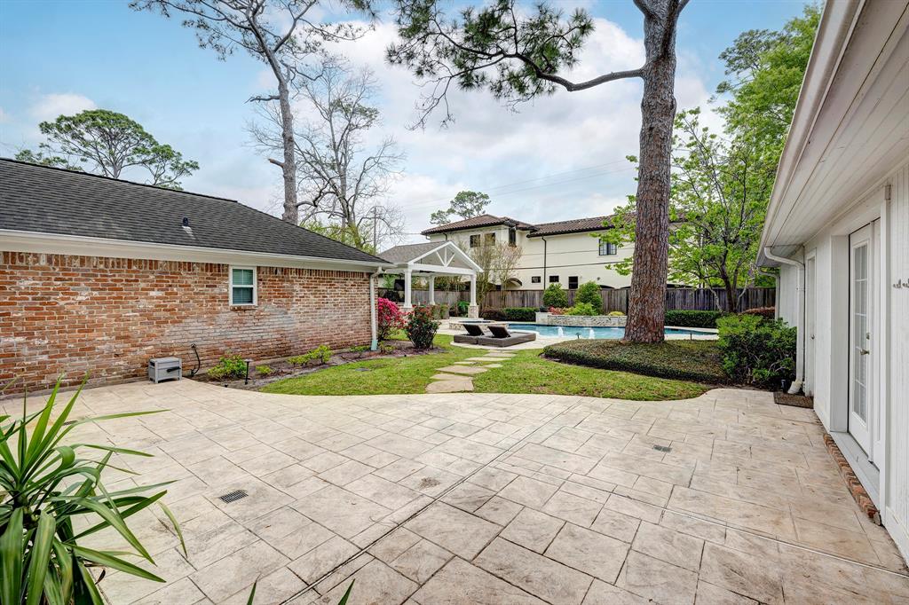 10918 Timberglen Drive
