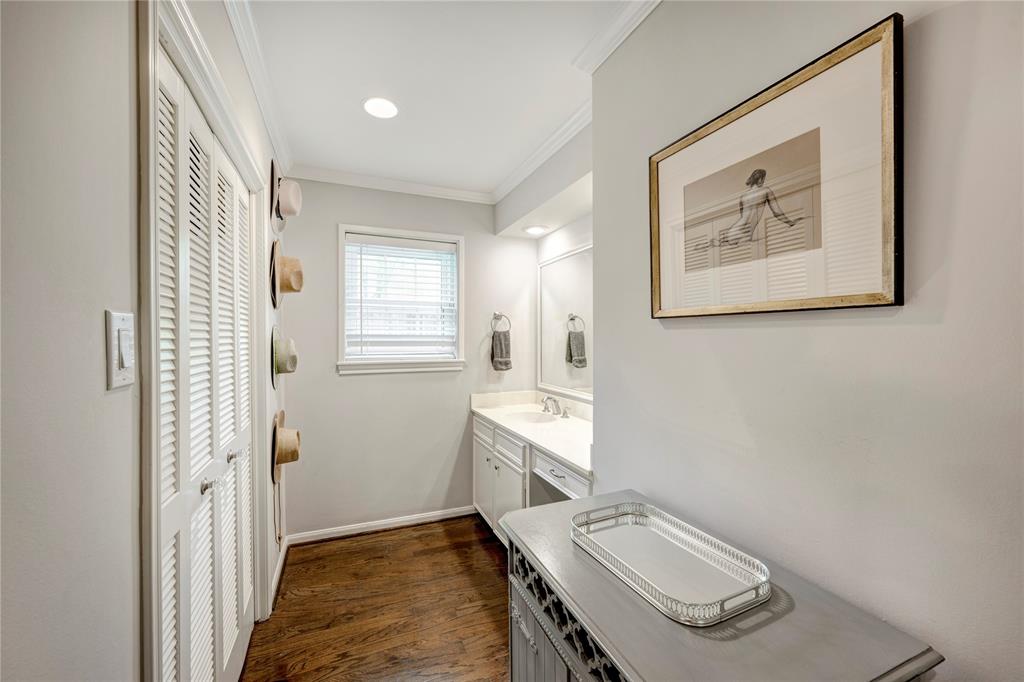 10918 Timberglen Drive