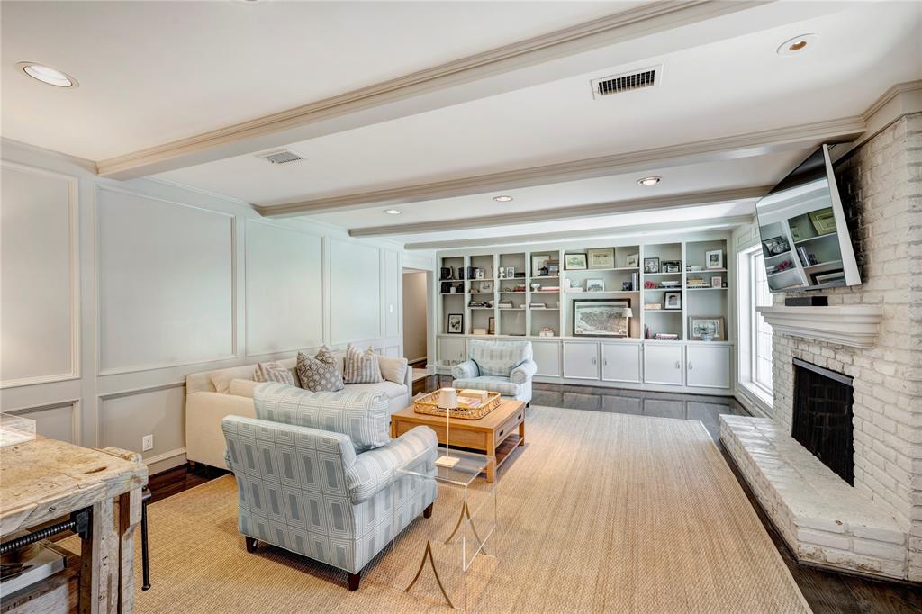 10918 Timberglen Drive
