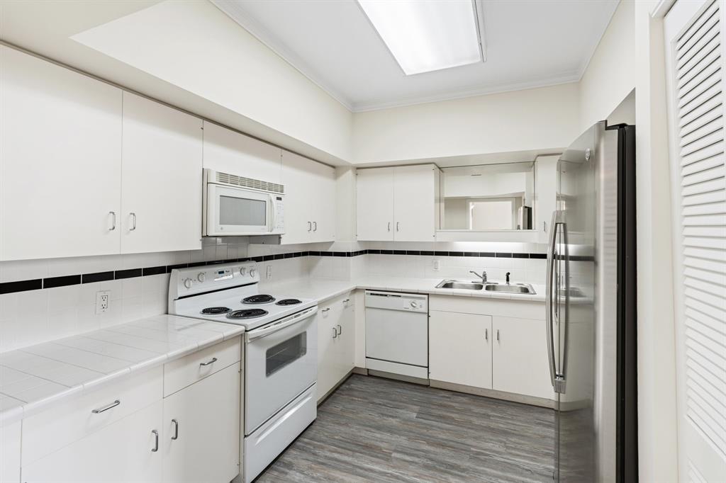 14 Greenway Plaza # O Unit: 12-O