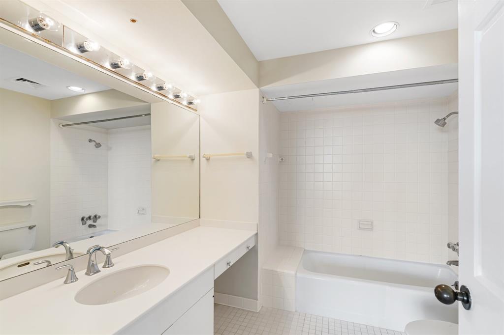 14 Greenway Plaza # O Unit: 12-O