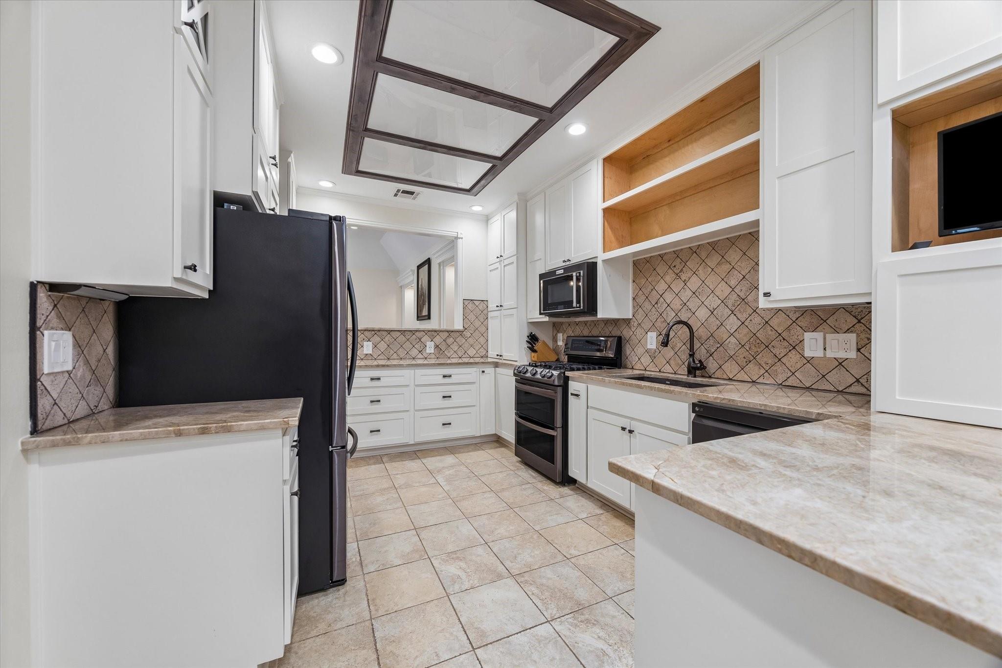 9608 Bayou Brook Street