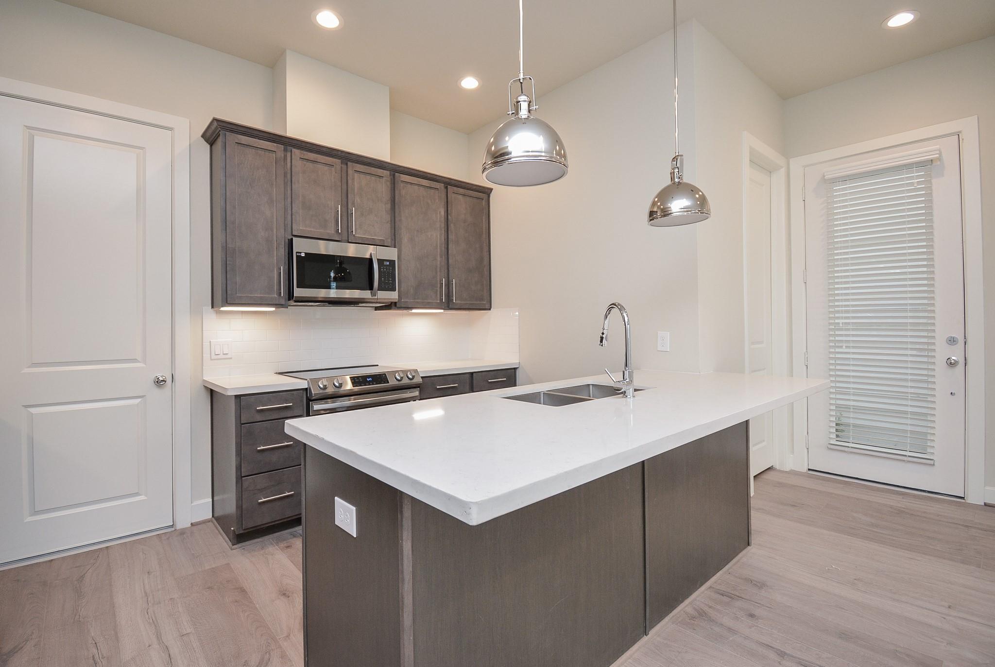 5914 Jasper Jones Way