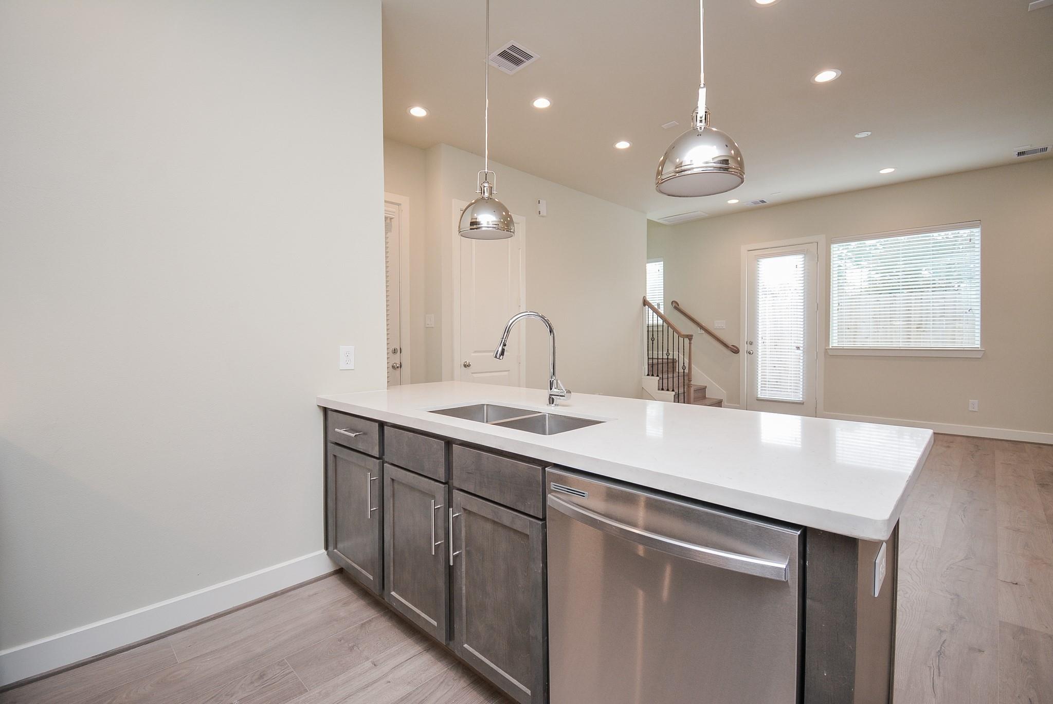 5914 Jasper Jones Way