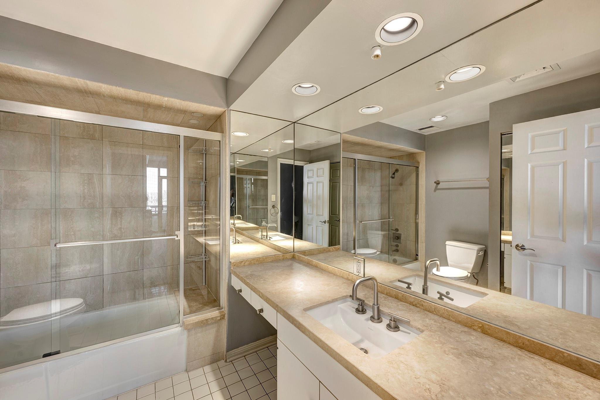 15 Greenway Plaza # 14D