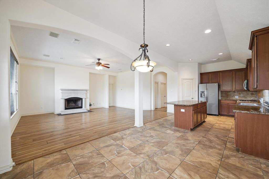2807 Lake Shore Harbour Drive