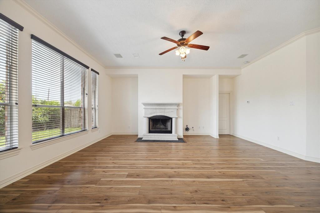 2807 Lake Shore Harbour Drive