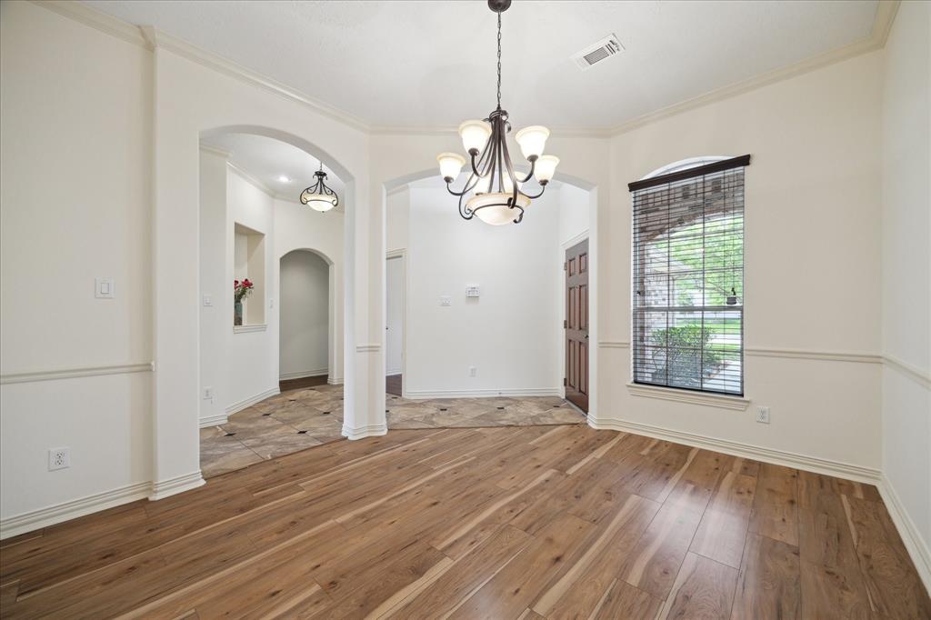 2807 Lake Shore Harbour Drive