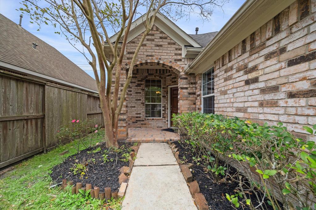 2807 Lake Shore Harbour Drive